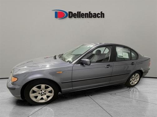 2002 BMW 325 i