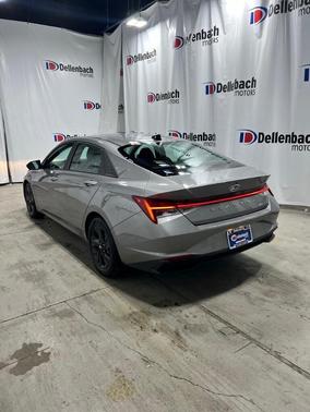 2023 Hyundai ELANTRA HEV Blue