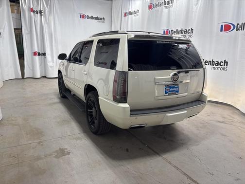 2013 Cadillac Escalade Premium