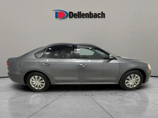 2014 Volkswagen Passat 1.8T S