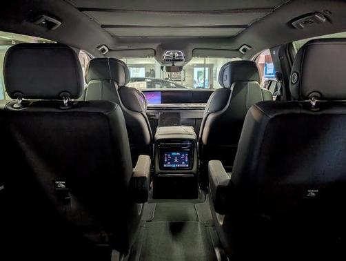 2025 Cadillac Escalade IQ Sport 1