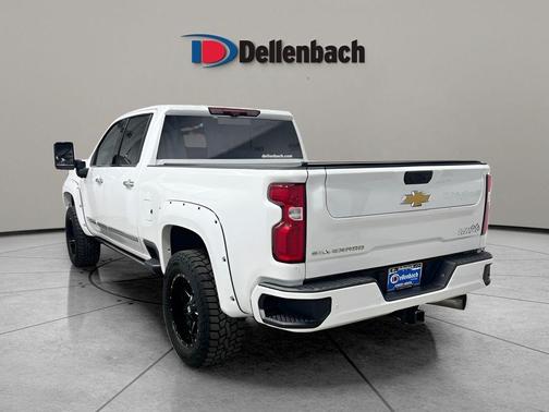 Summit White 2024 Chevrolet Silverado 2500 High Country