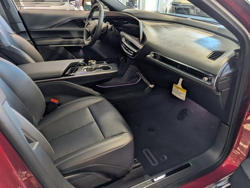 2026 Cadillac LYRIQ V