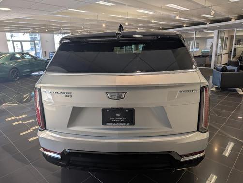 2025 Cadillac Escalade IQ Luxury 2