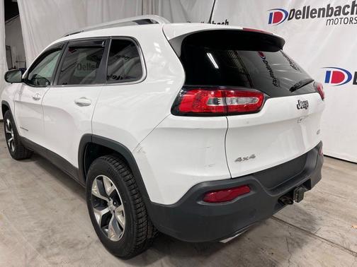 2016 Jeep Cherokee Latitude