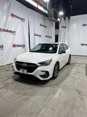 Crystal White Pearl 2023 Subaru Legacy Sport