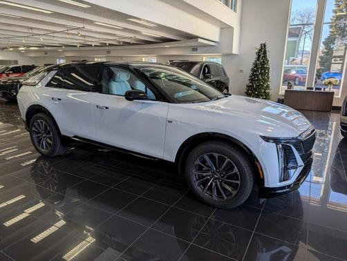 2026 Cadillac LYRIQ Premium Sport