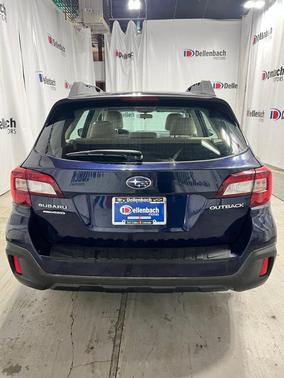 Abyss Blue Pearl 2019 Subaru Outback 2.5i Premium
