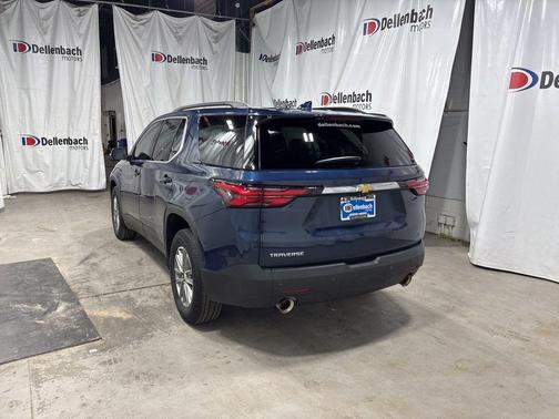 2023 Chevrolet Traverse LT Leather