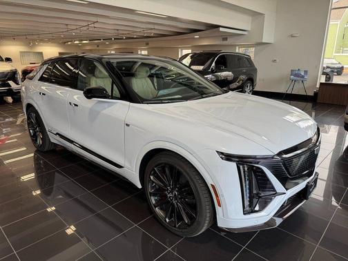 2026 Cadillac LYRIQ V Premium