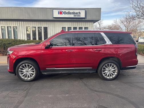 2022 Cadillac Escalade Luxury