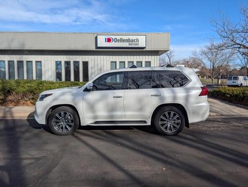 2017 Lexus LX 570 Base