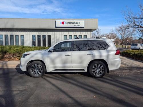 2017 Lexus LX 570 Base