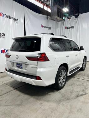 2017 Lexus LX 570 Base