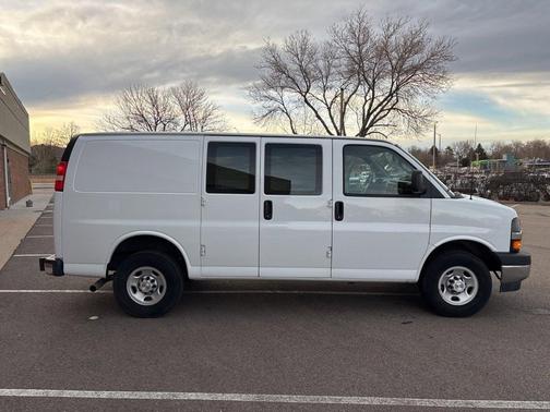2024 Chevrolet Express 2500 Work Van