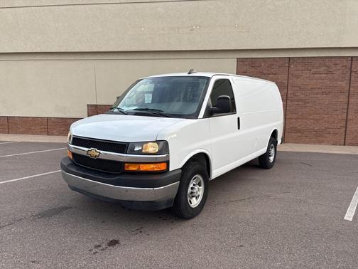2024 Chevrolet Express 2500 Work Van