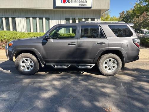 2022 Toyota 4Runner SR5 Premium