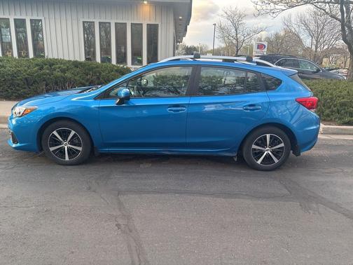 Ocean Blue Pearl 2022 Subaru Impreza Premium