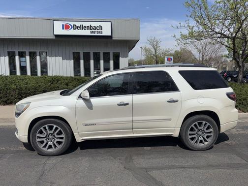 White Diamond Clearcoat 2014 GMC Acadia Denali