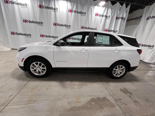 2022 Chevrolet Equinox LS