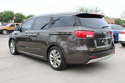 Photo 3 of 28 of 2016 Kia Sedona SX-L