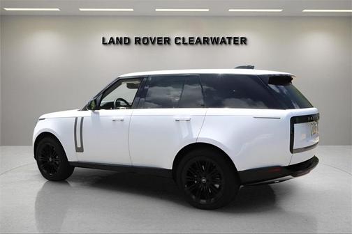 2023 Land Rover Range Rover P400 SE