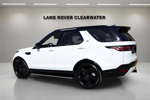 2025 Land Rover Discovery P360 Dynamic SE