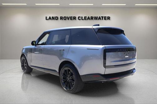 Eiger Grey 2026 Land Rover Range Rover P530 SE 7 Seat