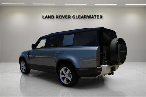 2024 Land Rover Defender P400 S