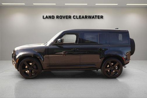 2026 Land Rover Defender P500 X-Dynamic SE