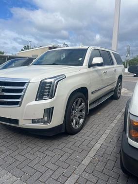 White Diamond Tri-Coat 2015 Cadillac Escalade ESV Luxury