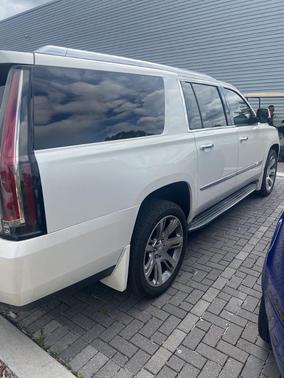White Diamond Tri-Coat 2015 Cadillac Escalade ESV Luxury