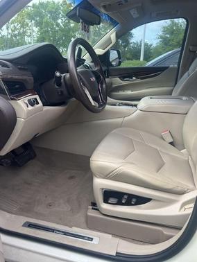 White Diamond Tri-Coat 2015 Cadillac Escalade ESV Luxury