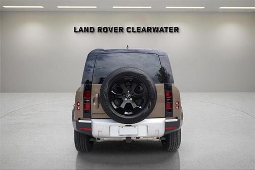 2025 Land Rover Defender P300