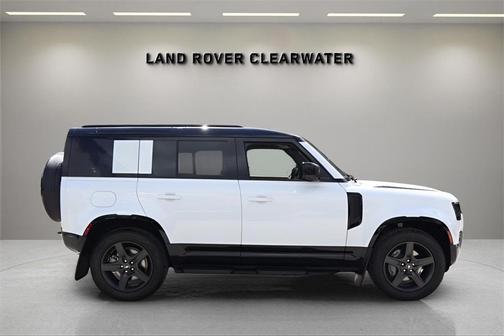 2025 Land Rover Defender P400 X-Dynamic SE