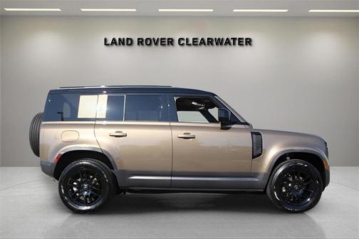 2025 Land Rover Defender P300