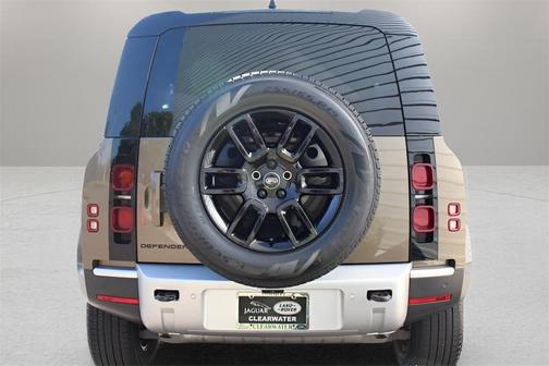 2025 Land Rover Defender P300