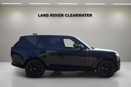 2025 Land Rover Range Rover P550e SE