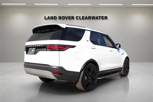 2025 Land Rover Discovery P300 S