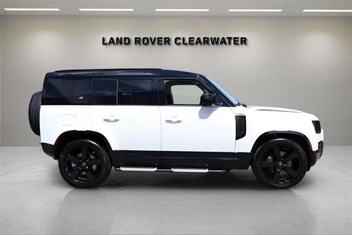2023 Land Rover Defender 110 X-Dynamic SE