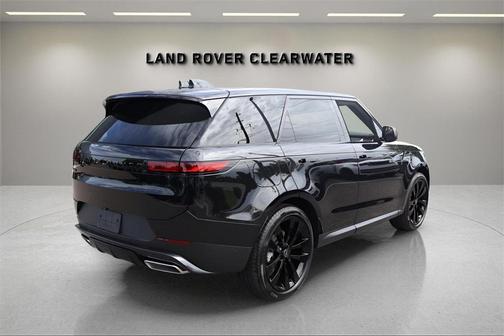2026 Land Rover Range Rover Evoque Dynamic SE