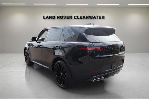 2026 Land Rover Range Rover Evoque Dynamic SE