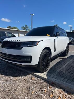 2024 Land Rover Range Rover P530 SE