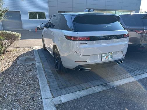 2024 Land Rover Range Rover Sport Dynamic SE