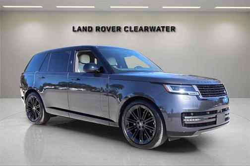 2025 Land Rover Range Rover P400 SE 7 Seat