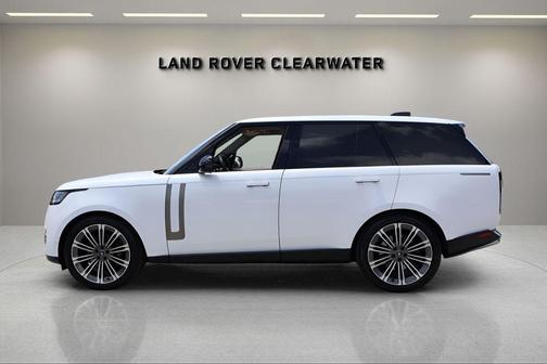 Ostuni Pearl White 2023 Land Rover Range Rover P530 SE