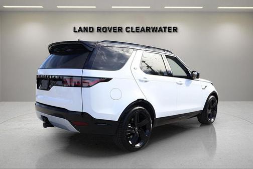 2026 Land Rover Discovery 