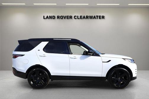 2026 Land Rover Discovery 