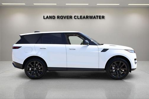 2025 Land Rover Range Rover Sport P360 SE