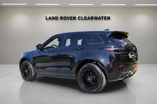 2026 Land Rover Range Rover Evoque Dynamic SE